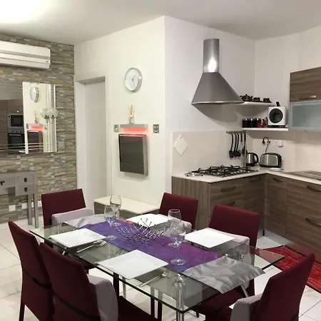 Marsascala Sea View & Penthouse * Marsaskala