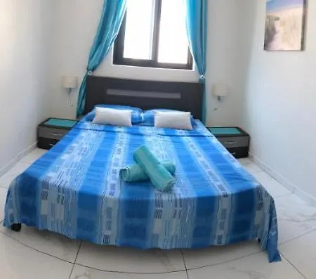 Marsascala Sea View & Penthouse Apartment *