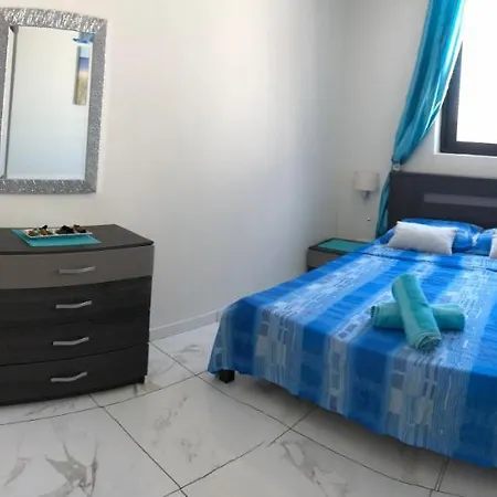 Marsascala Sea View & Penthouse *