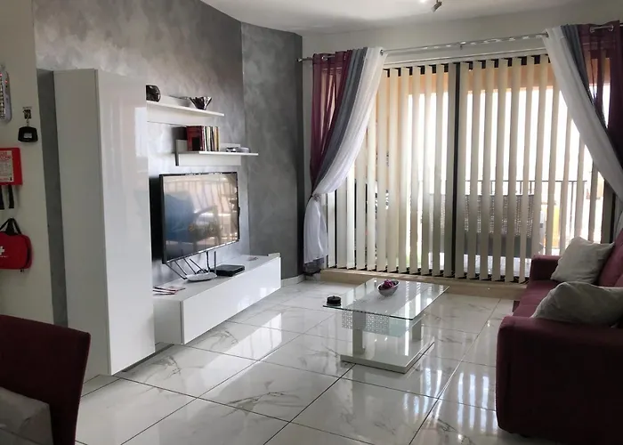 Apartamento Marsascala Sea View & Penthouse