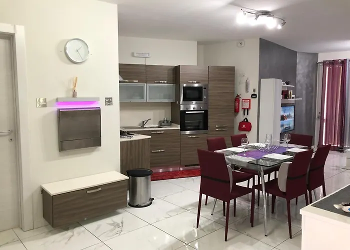 Marsascala Sea View & Penthouse *