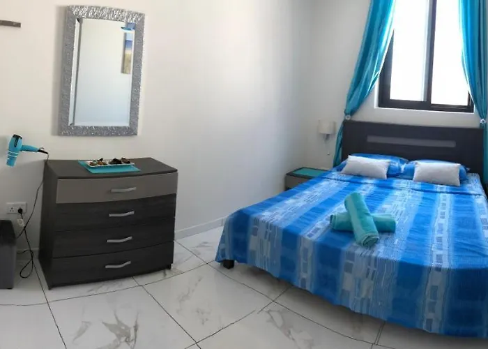 Marsascala Sea View & Penthouse *